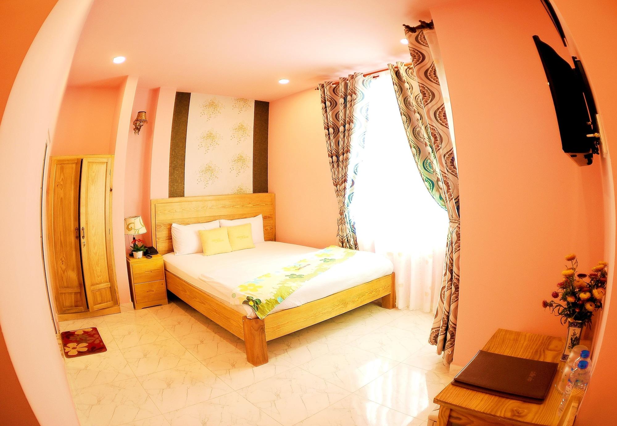 Dalat Flowery Hotel & Coffee Exterior foto