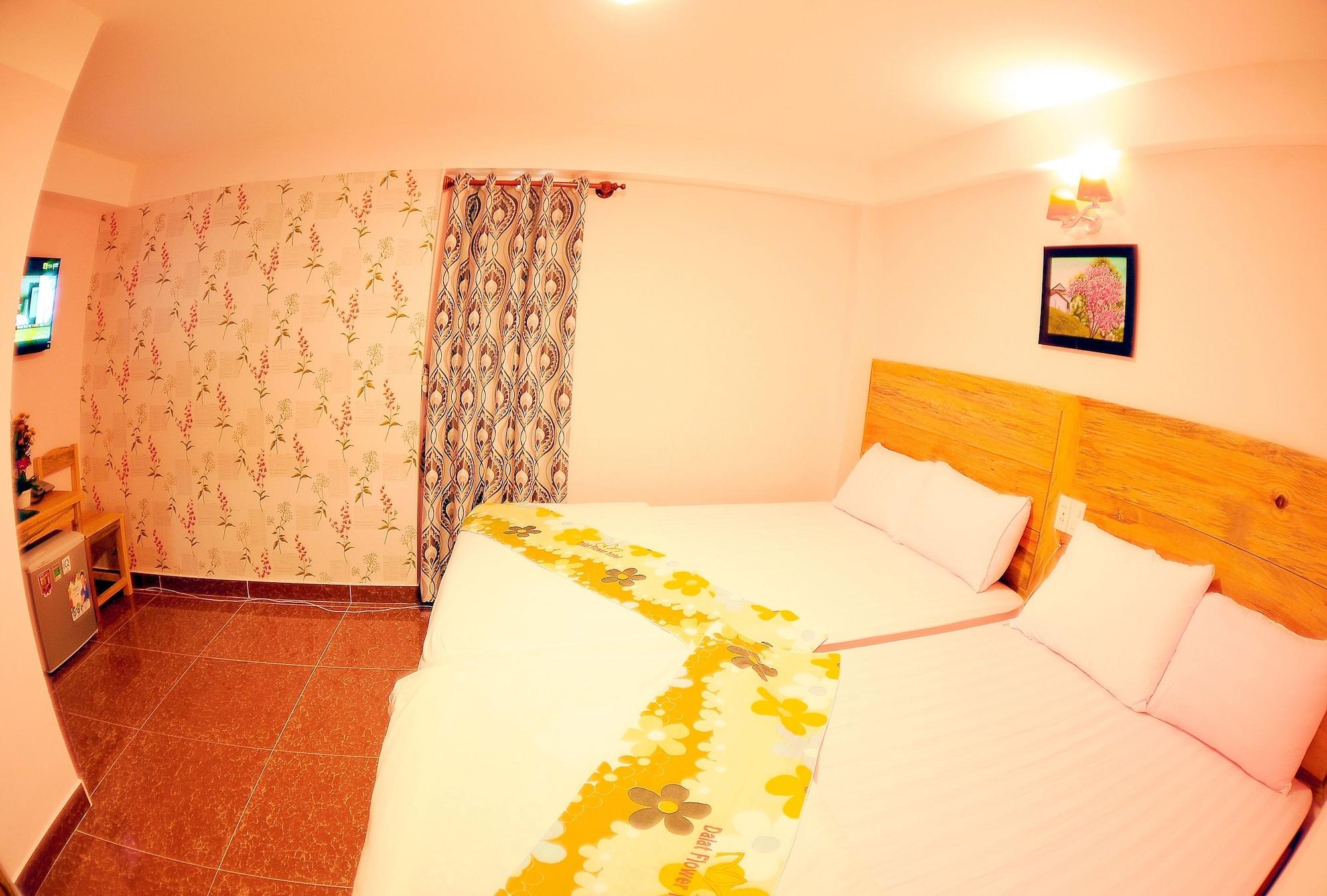 Dalat Flowery Hotel & Coffee Exterior foto
