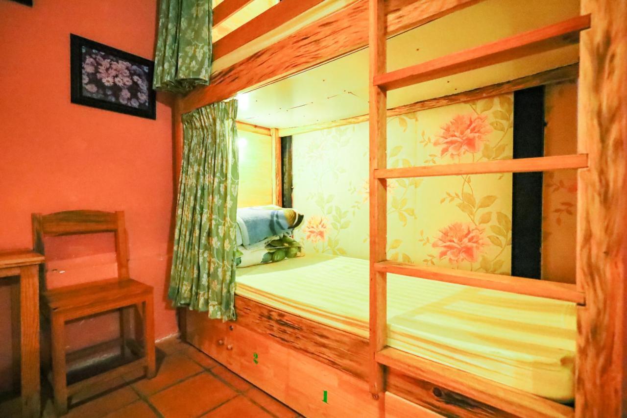 Dalat Flowery Hotel & Coffee Exterior foto