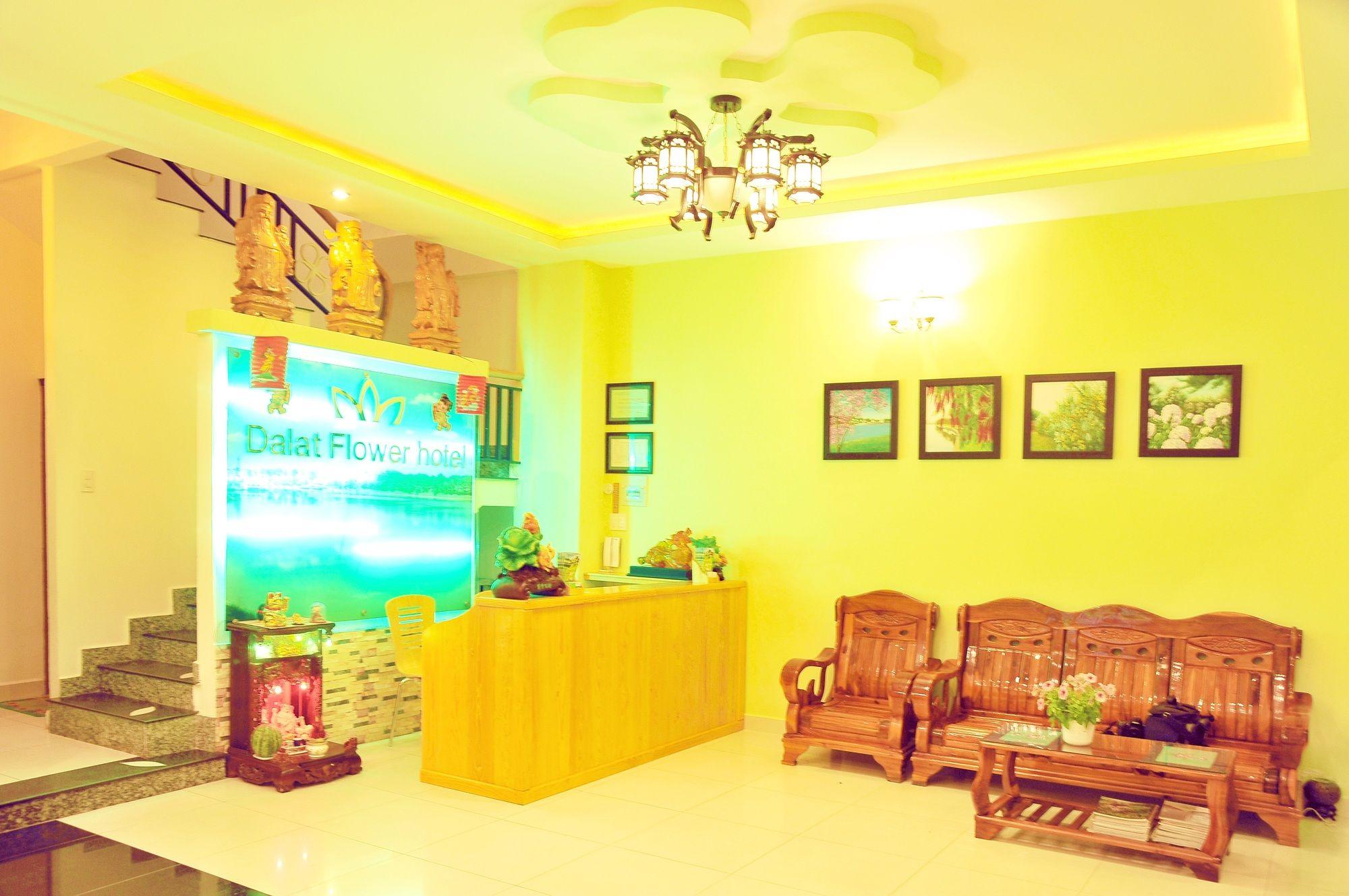 Dalat Flowery Hotel & Coffee Exterior foto
